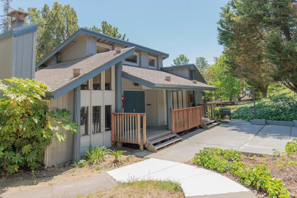 $167,000 | 355 Parkview Terrace, Unit B2, Vallejo, CA 94589