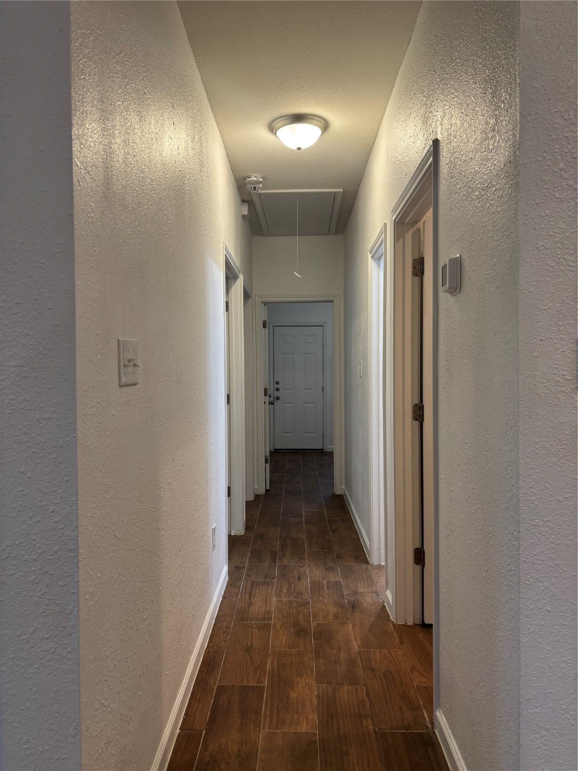 9834 Pelsey Street, Unit B Houston, TX 77029 - Photo 11 of 22 a view of a hallway