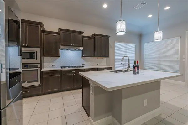 $2,750 | 100 Orange Mimosa Ln., Leander, TX 78641