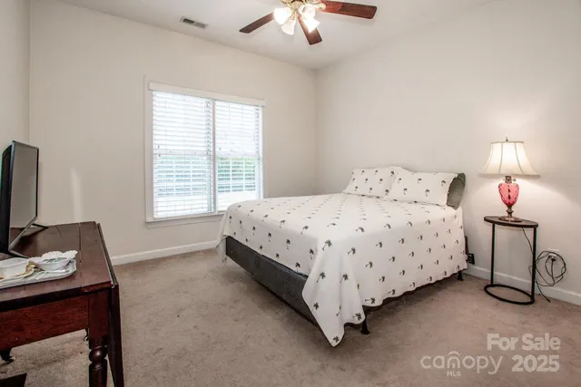 $325,000 | 8320 Highland Glen Drive, Charlotte, NC 28269