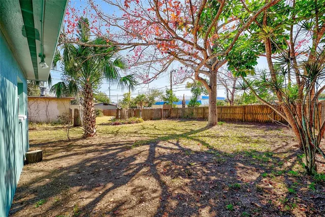 $319,900 | 715 1st Avenue Northeast, Largo, FL 33770