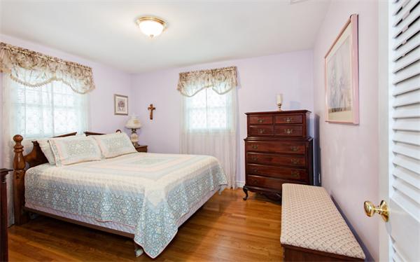 17 Stoneybrook Road Methuen, MA 01844 - Photo 12 of 20 Gallery Image 12