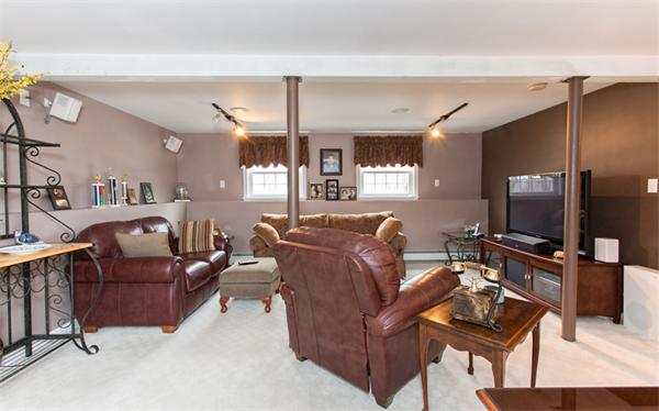 17 Stoneybrook Road Methuen, MA 01844 - Photo 17 of 20 Gallery Image 17