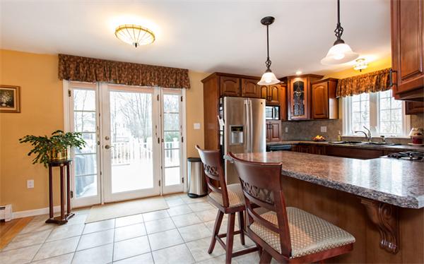 17 Stoneybrook Road Methuen, MA 01844 - Photo 7 of 20 Gallery Image 7