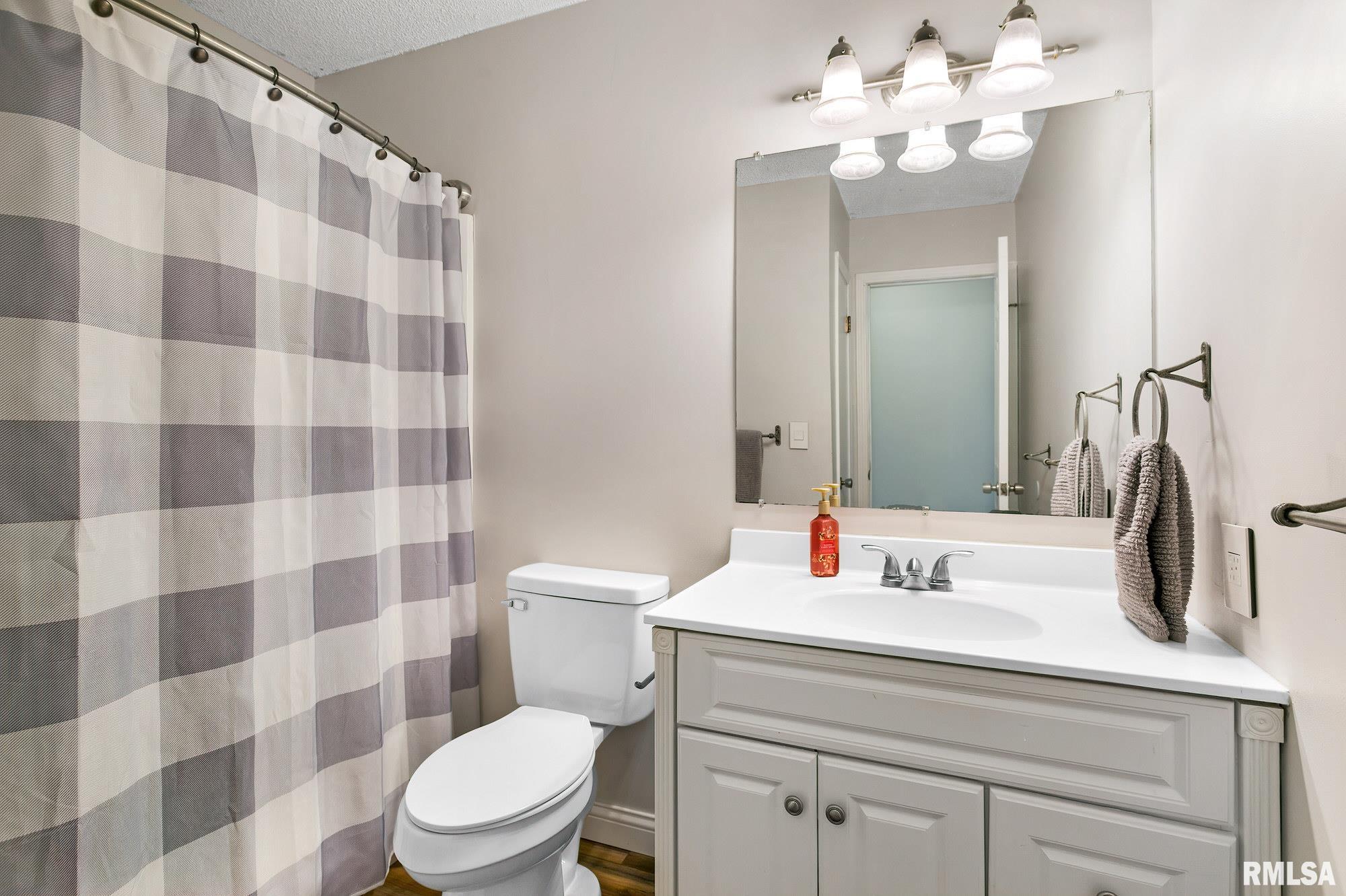 554 Belmont Road Bettendorf, IA 52722 - Photo 19 of 34 Gallery Image 19
