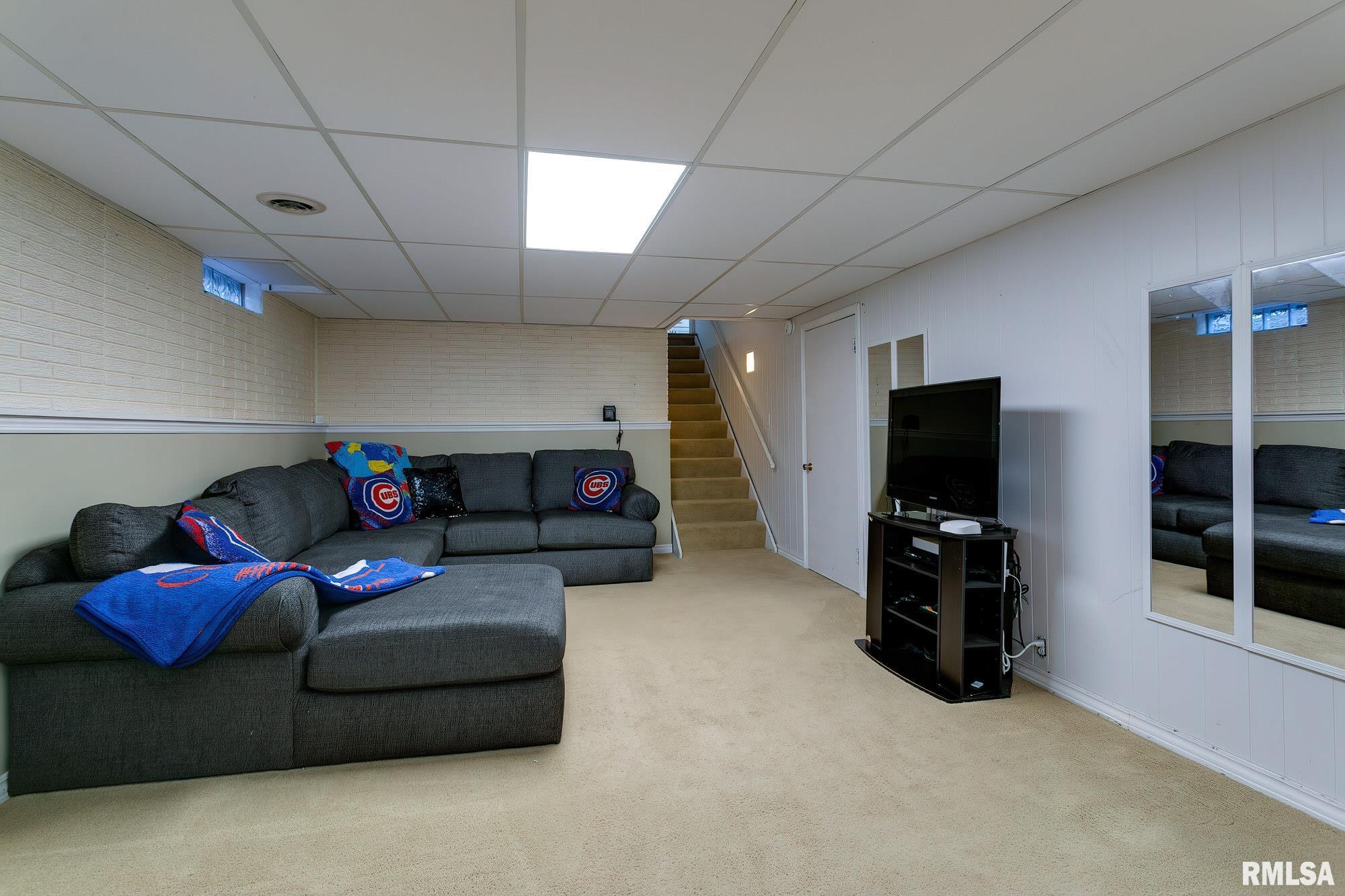 554 Belmont Road Bettendorf, IA 52722 - Photo 22 of 34 Gallery Image 22