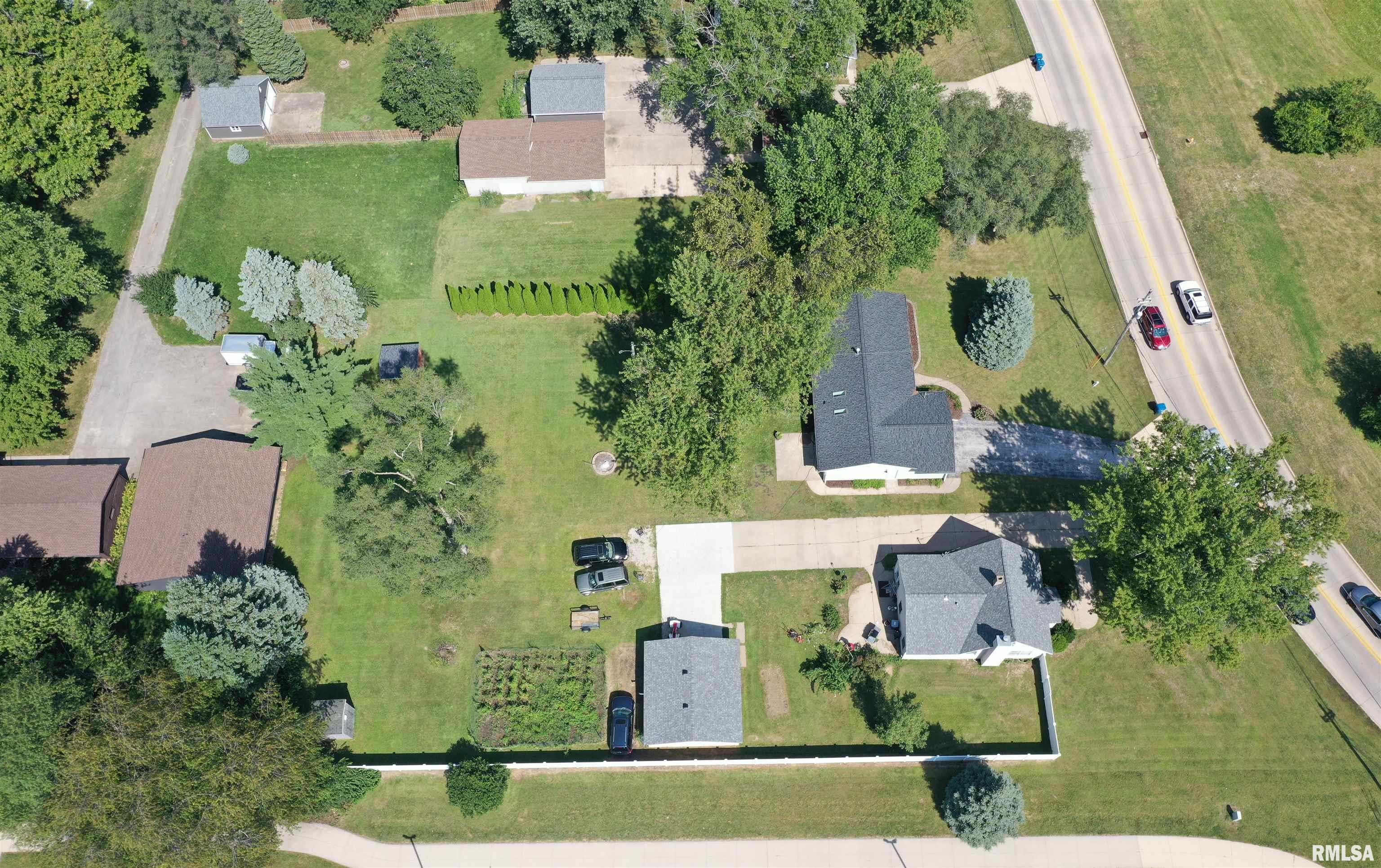 554 Belmont Road Bettendorf, IA 52722 - Photo 32 of 34 Gallery Image 32
