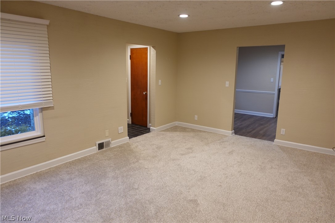 2945 Ivanhoe Road Silver Lake, OH 44224 - Photo 11 of 27