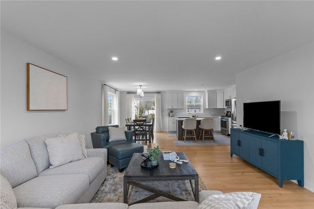 $663,320 | 18 Red Maple Lane, Warwick, RI 02886