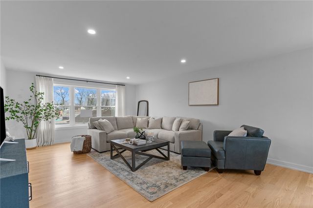 $663,320 | 18 Red Maple Lane, Warwick, RI 02886