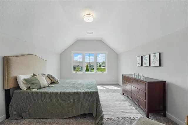 $775,000 | 1312 Northwest 107th Terrace, Kansas City, MO 64155