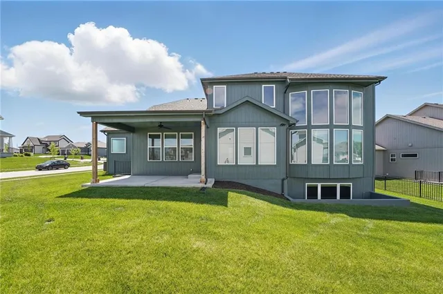 $775,000 | 1312 Northwest 107th Terrace, Kansas City, MO 64155