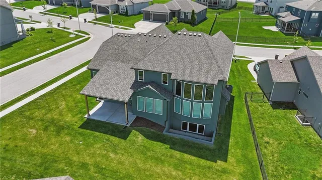 $775,000 | 1312 Northwest 107th Terrace, Kansas City, MO 64155