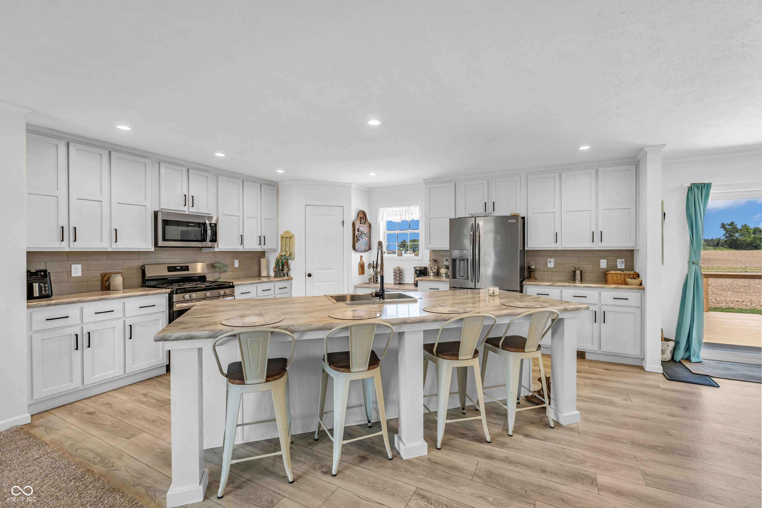 2493 South McKinney Road Hillsboro, IN 47949 - Photo 6 of 49