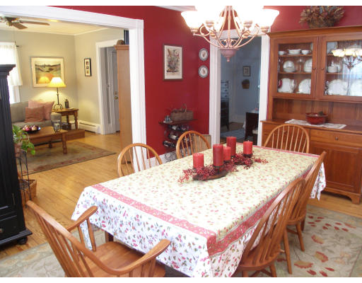12 Barnes Road, Unit 1 Newton, MA 02458 - Photo 3 of 8 Gallery Image 3