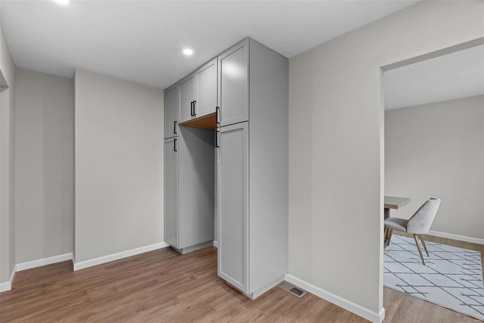 10951 Pem Road St. Louis, MO 63146 - Photo 17 of 38 Gallery Image 17