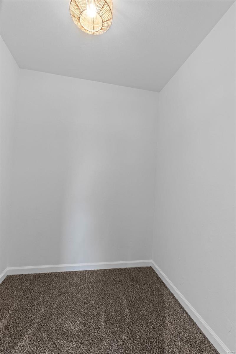 10951 Pem Road St. Louis, MO 63146 - Photo 27 of 38 Gallery Image 27