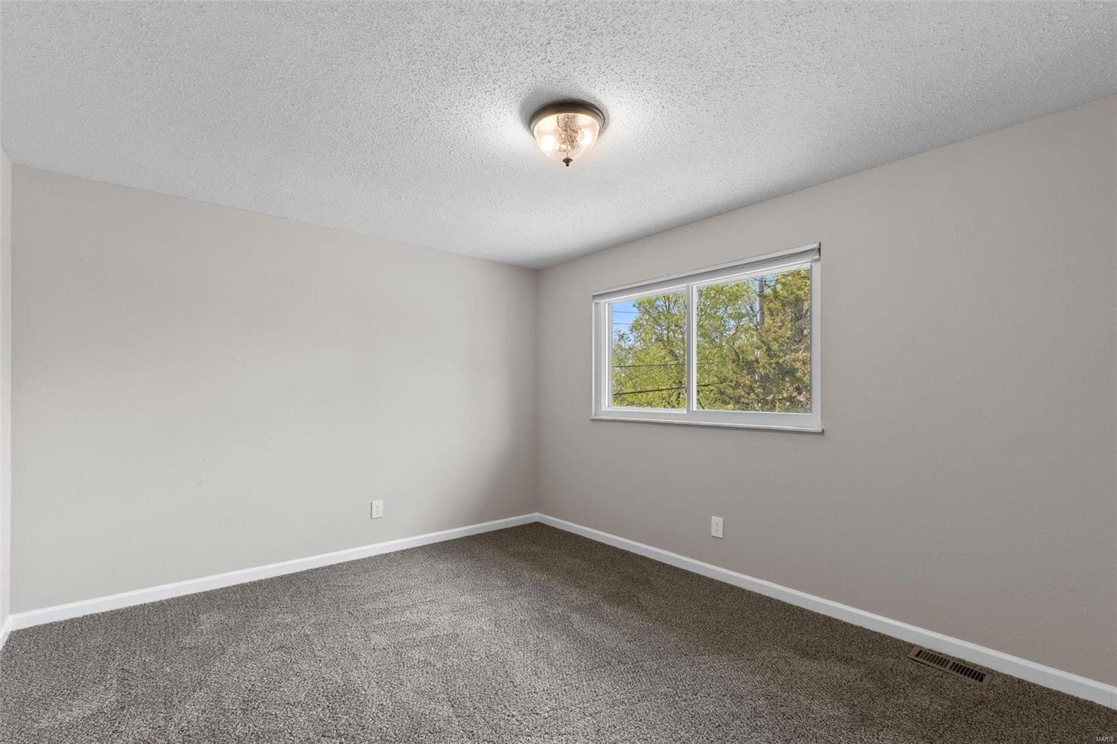 10951 Pem Road St. Louis, MO 63146 - Photo 28 of 38 Gallery Image 28