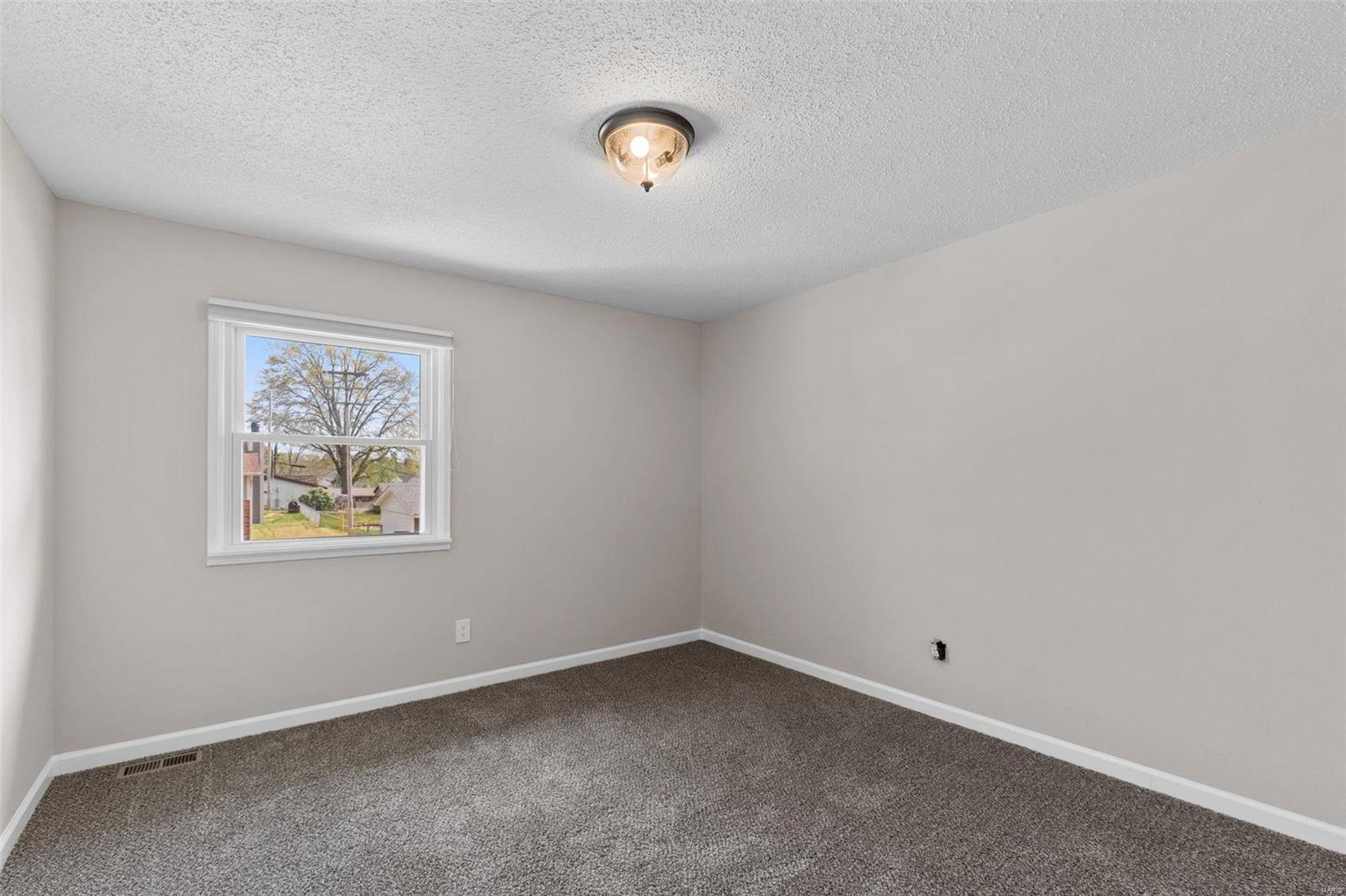 10951 Pem Road St. Louis, MO 63146 - Photo 32 of 38 Gallery Image 32