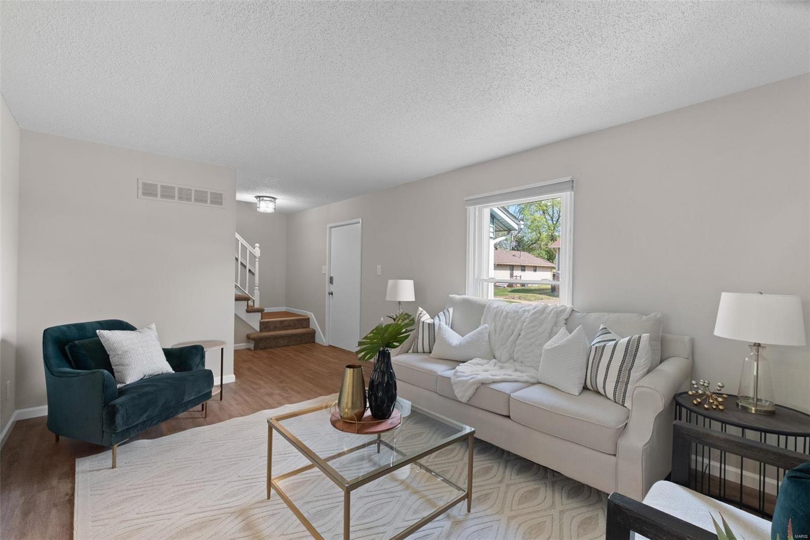 10951 Pem Road St. Louis, MO 63146 - Photo 6 of 38 Gallery Image 6
