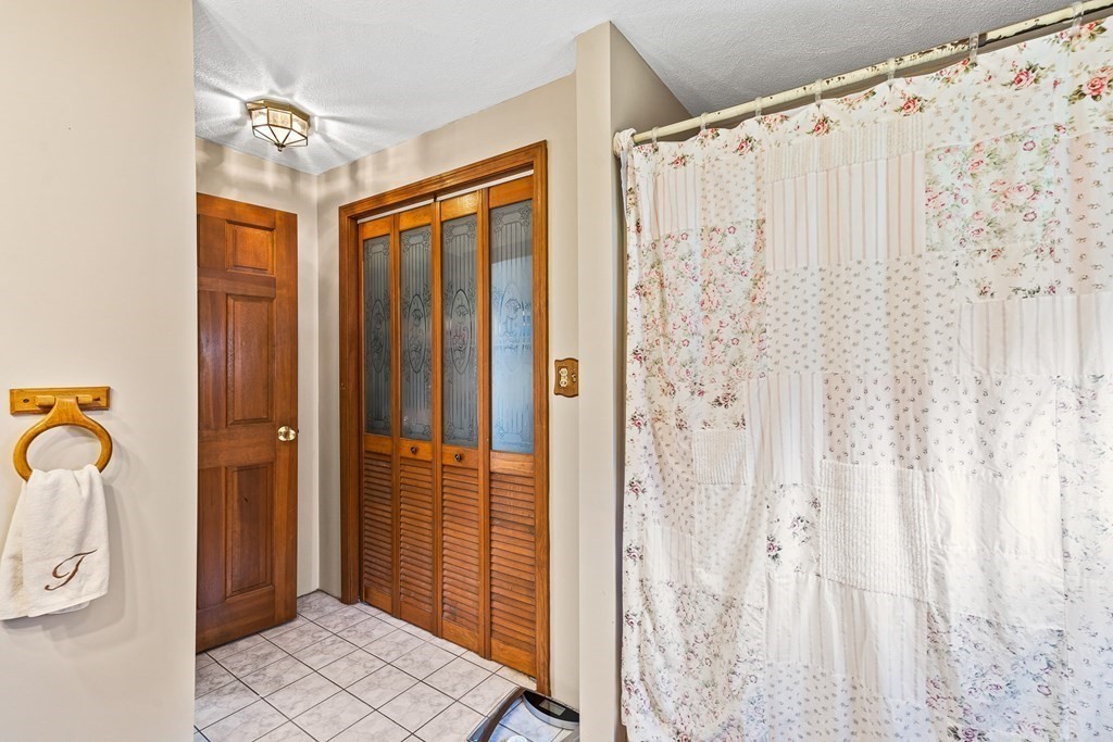 44 Concord Road Dracut, MA 01826 - Photo 31 of 40 Gallery Image 31