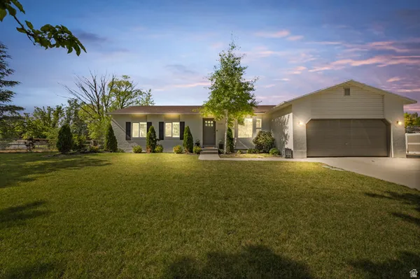 $700,000 | 2534 West Victorian Way South, Riverton, UT 84065