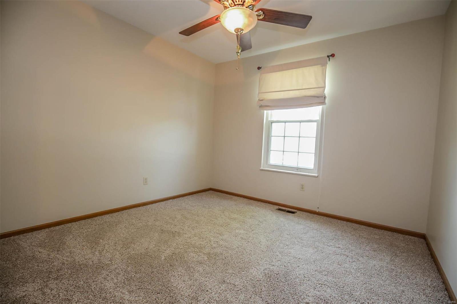 5136 Milburn Road St. Louis, MO 63129 - Photo 25 of 32 Gallery Image 25