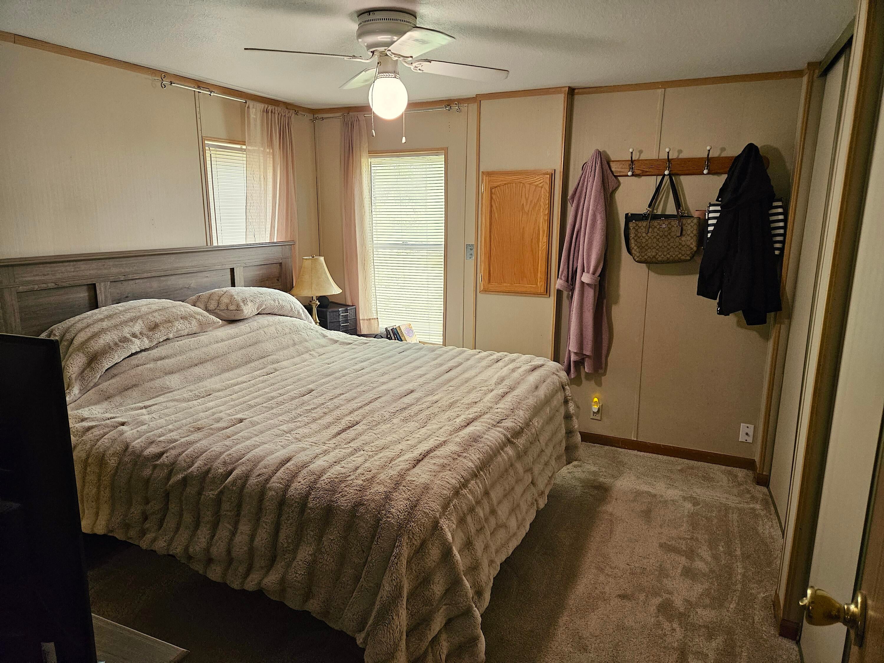 61000 Brosterhous Road, Unit 551 Bend, OR 97702 - Photo 15 of 22 20240325_131057