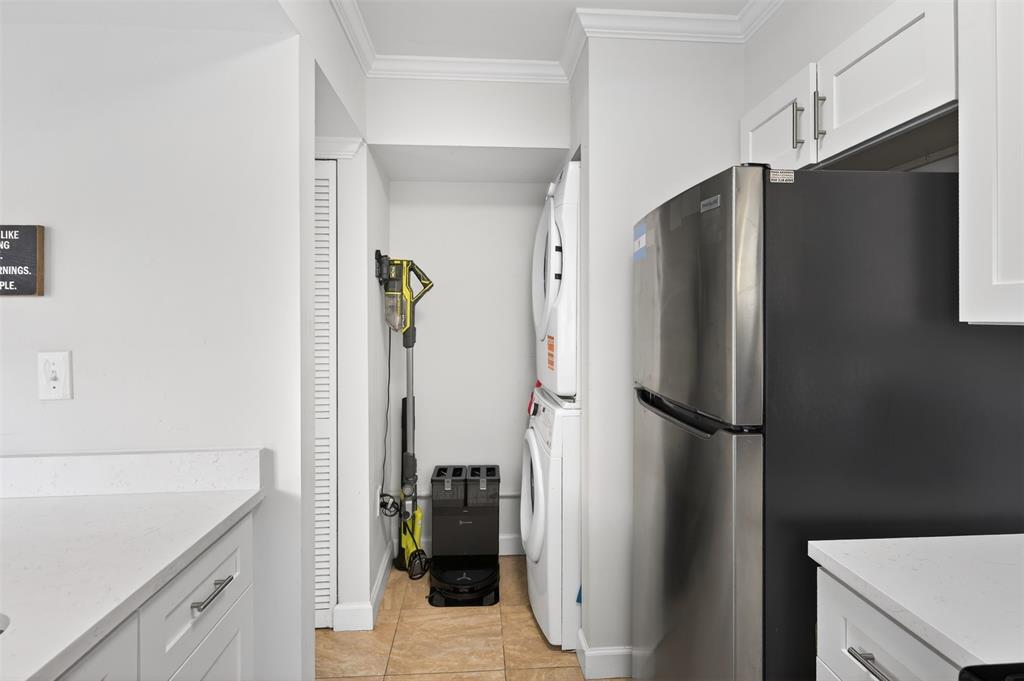 245 Riviera Circle, Unit 245 Weston, FL 33326 - Photo 17 of 40