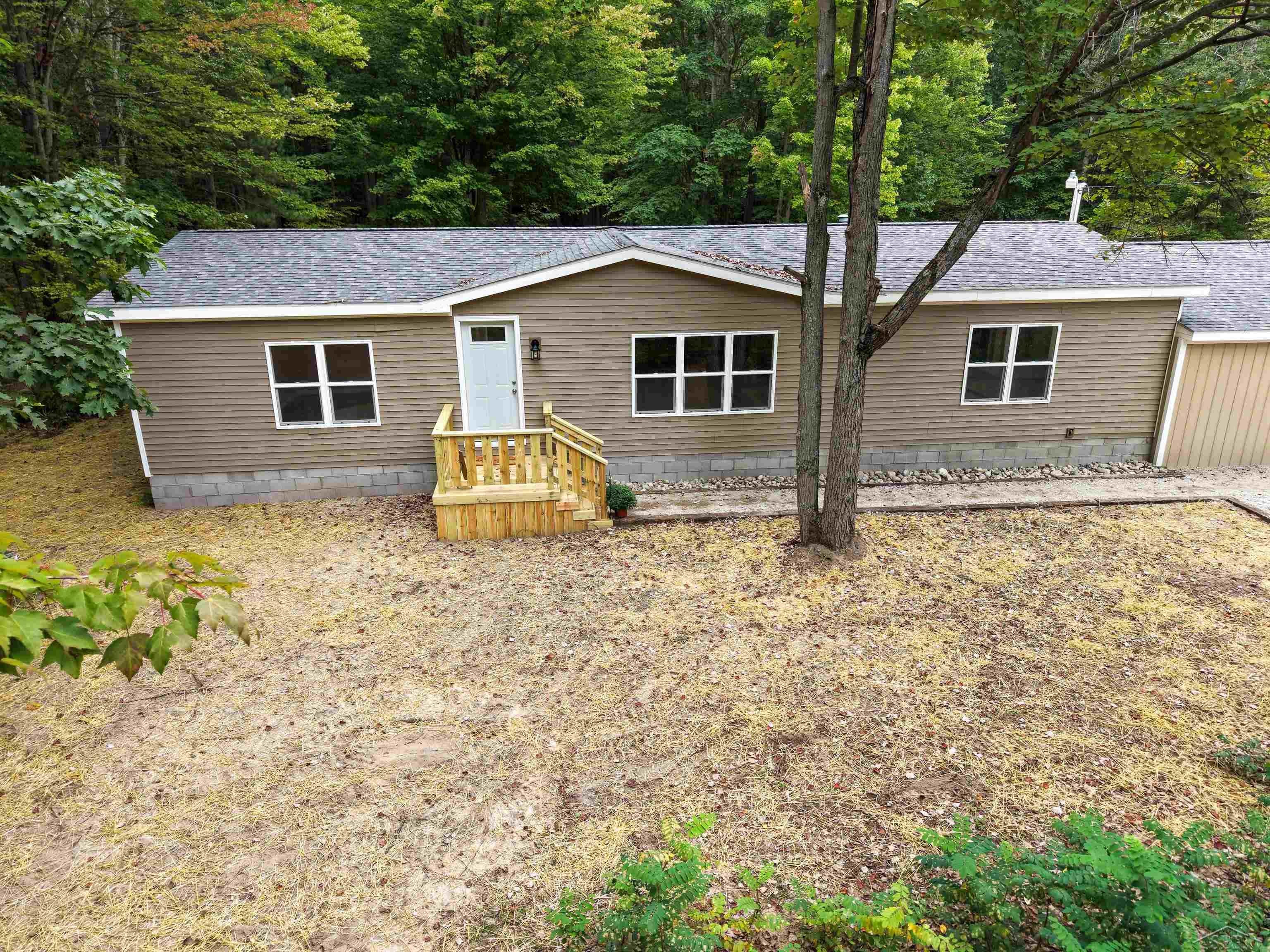 1469 East Brushaber Road Hope, MI 48628 - Photo 1 of 33 Gallery Image 1