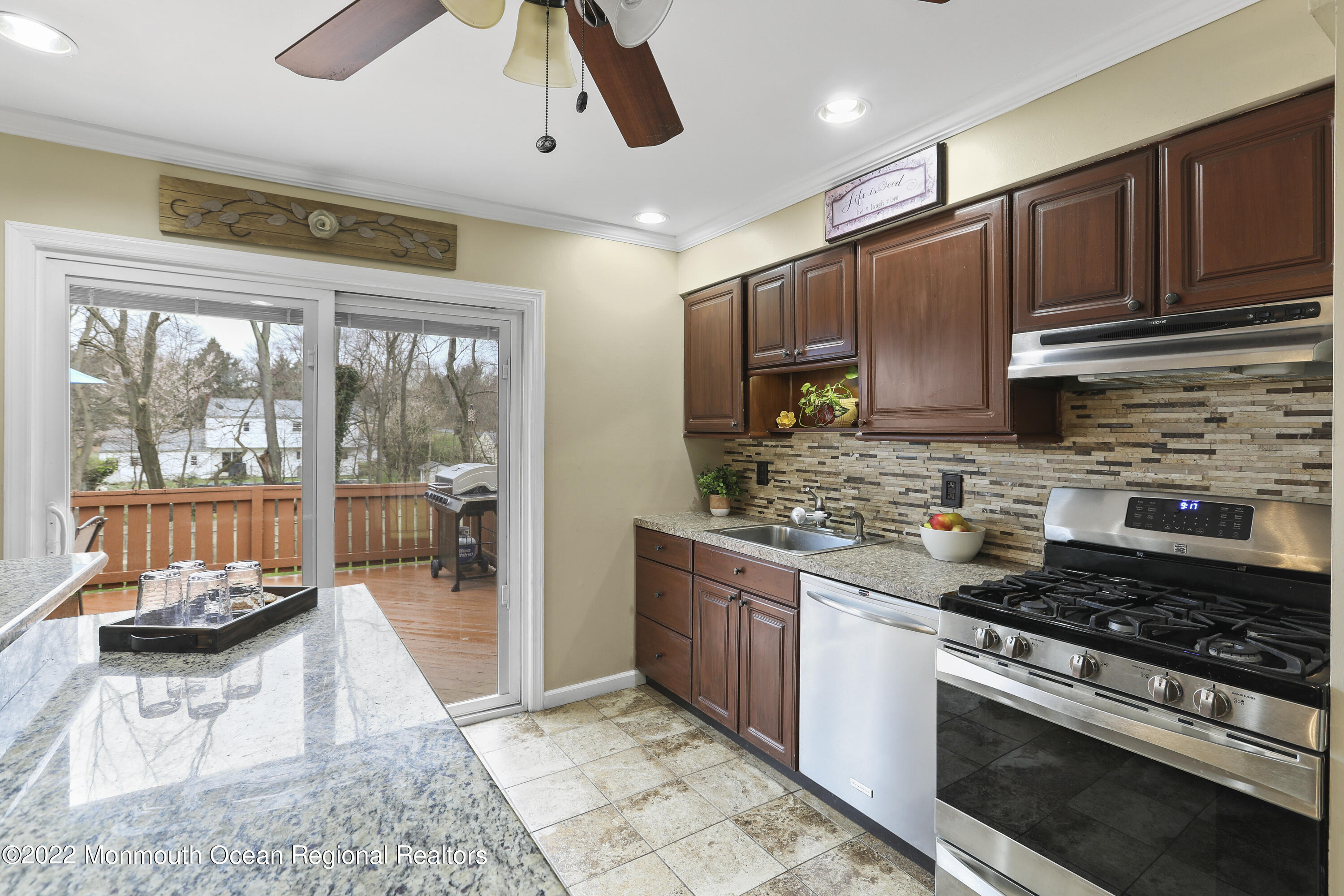 163 Glenbrook Road Freehold, NJ 07728 - Photo 12 of 49 1T3A9863