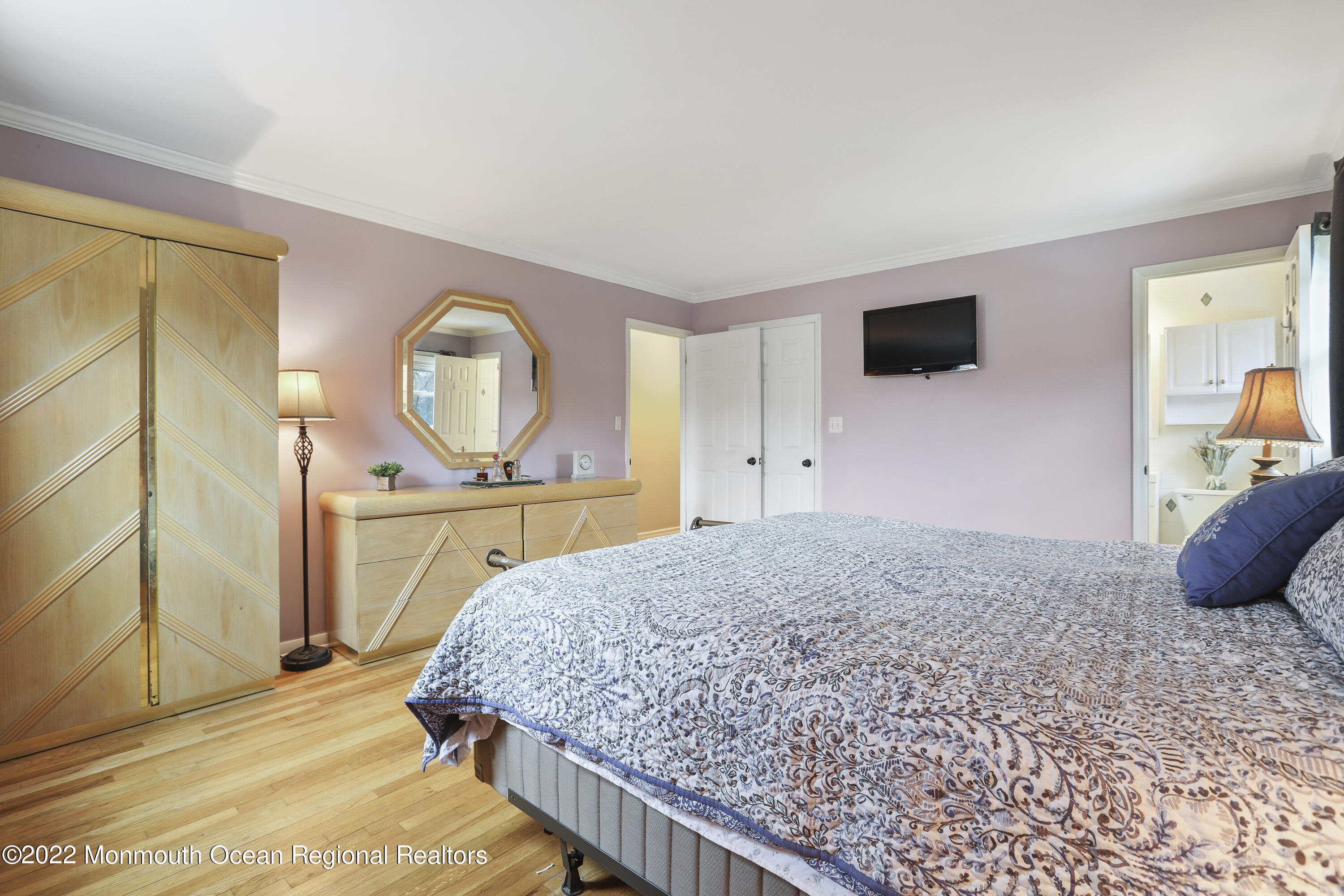 163 Glenbrook Road Freehold, NJ 07728 - Photo 21 of 49 1T3A9893