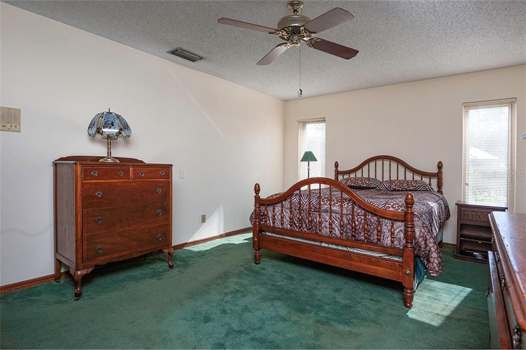 145 Spring Chase Circle Altamonte Springs, FL 32714 - Photo 20 of 54 So much room ij the master bedroom!