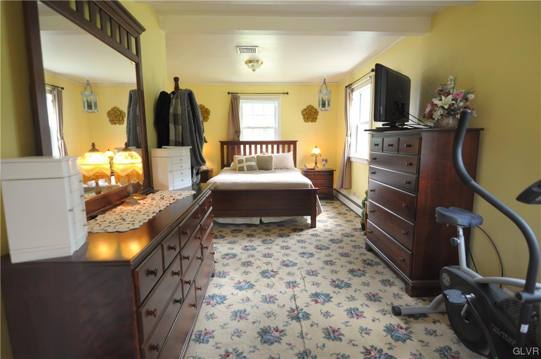 119 West Moorestown Road Wind Gap, PA 18091 - Photo 9 of 25 Large master bedroom