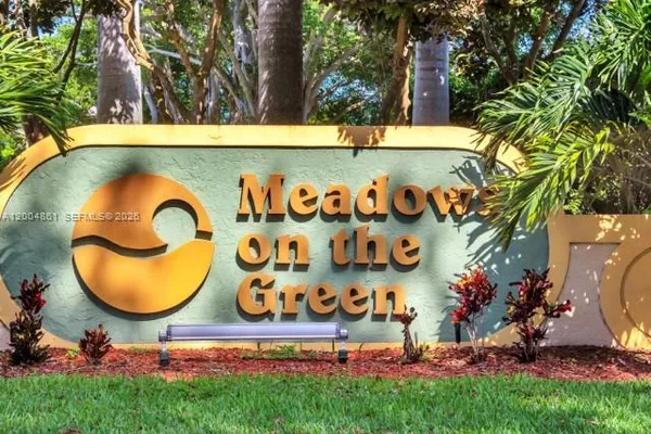 $1,700 | 1727 Meadows Circle West, Unit 1727, Boynton Beach, FL 33436