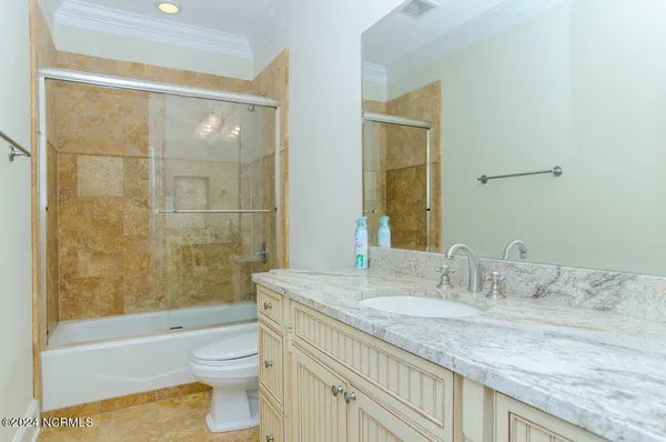 $5,495 | 618 Waynick Boulevard, Unit A, Wrightsville Beach, NC 28480