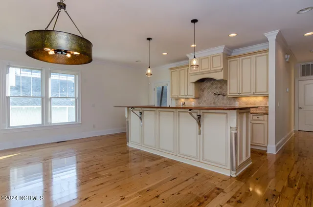 $5,495 | 618 Waynick Boulevard, Unit A, Wrightsville Beach, NC 28480