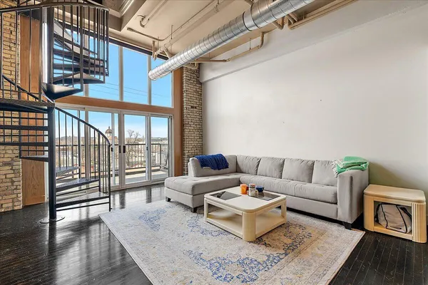 $295,000 | 600 Broadway Avenue Northwest, Unit 421, Grand Rapids, MI 49504