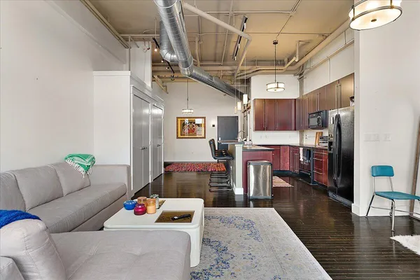 $295,000 | 600 Broadway Avenue Northwest, Unit 421, Grand Rapids, MI 49504