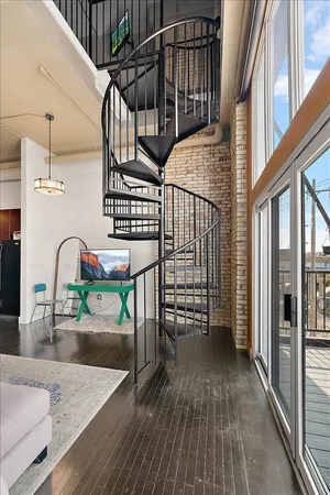 $295,000 | 600 Broadway Avenue Northwest, Unit 421, Grand Rapids, MI 49504