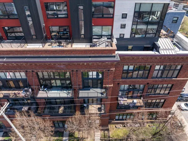 $295,000 | 600 Broadway Avenue Northwest, Unit 421, Grand Rapids, MI 49504