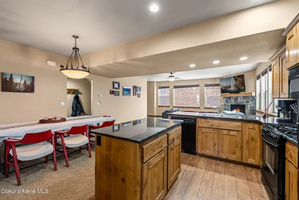 $799,000 | 80 Whiplash Circle, Sandpoint, ID 83864