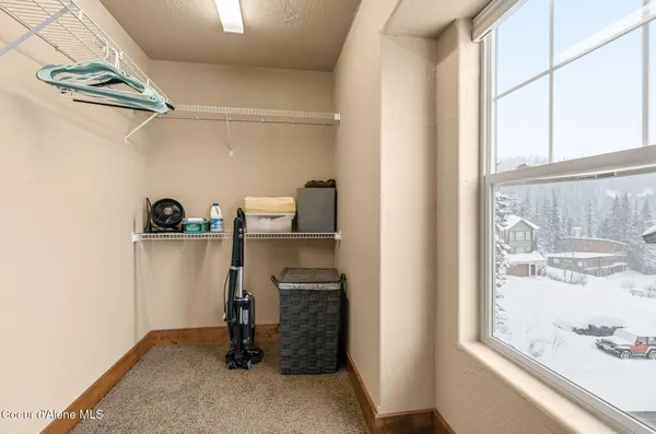 $799,000 | 80 Whiplash Circle, Sandpoint, ID 83864
