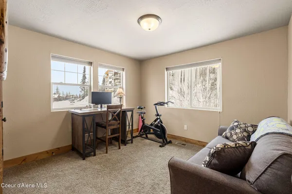 $799,000 | 80 Whiplash Circle, Sandpoint, ID 83864