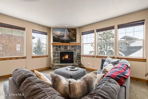 $799,000 | 80 Whiplash Circle, Sandpoint, ID 83864