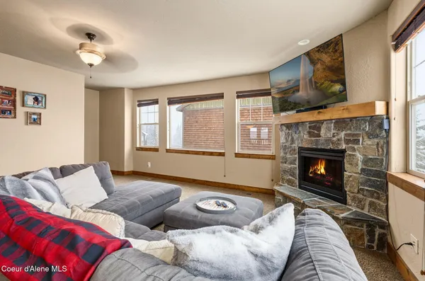 $799,000 | 80 Whiplash Circle, Sandpoint, ID 83864