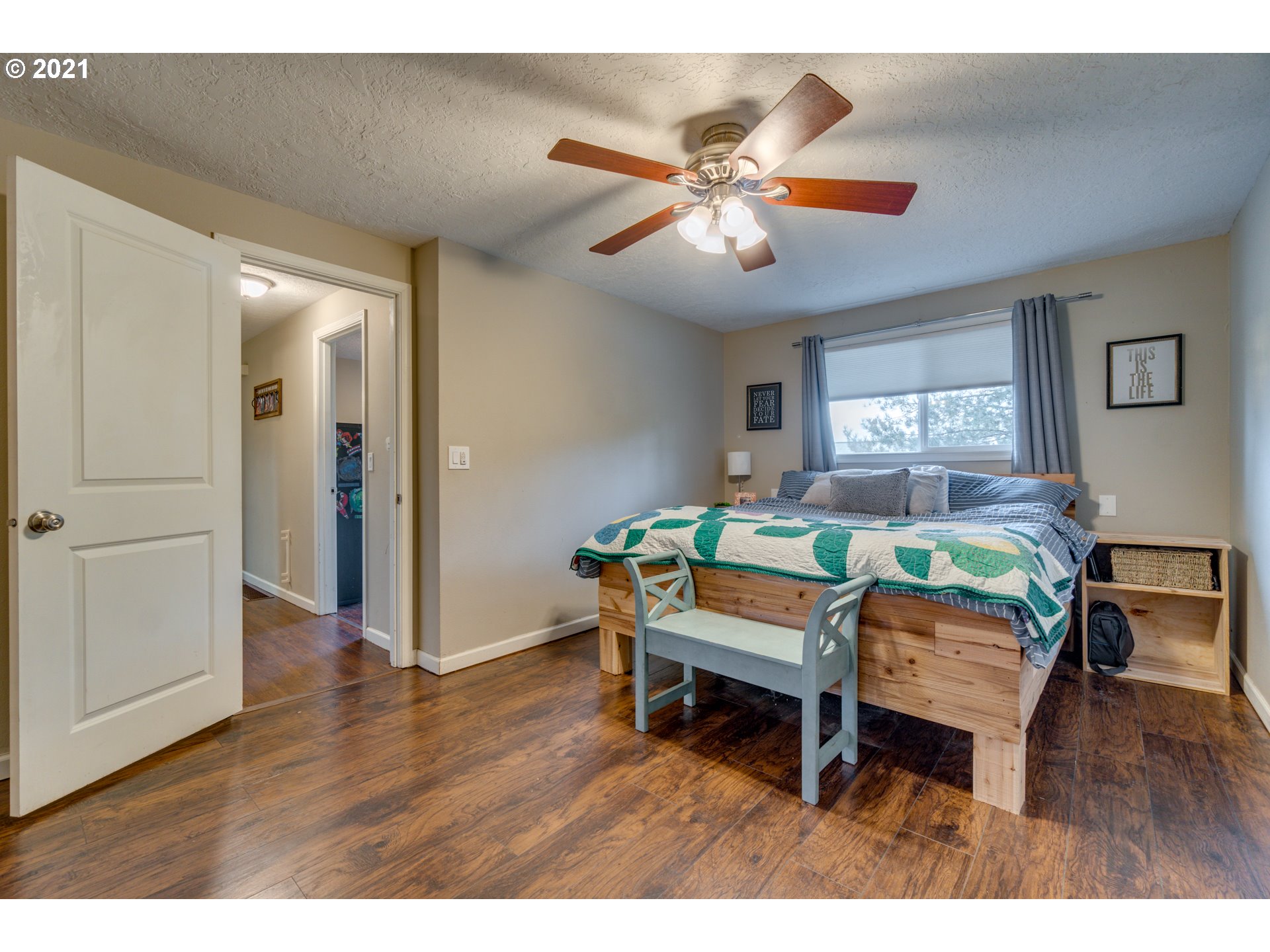 2287 Southeast Regner Road Gresham, OR 97080 - Photo 18 of 32 Gallery Image 18