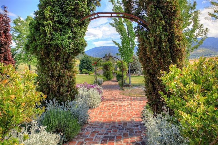 495 Emigrant Creek Road Ashland, OR 97520 - Photo 8 of 35 Additional Photo