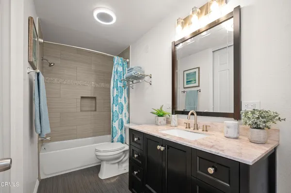 $599,900 | 4499 Via Marisol, Unit 321, Los Angeles, CA 90042