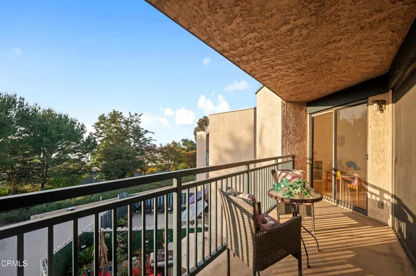 $599,900 | 4499 Via Marisol, Unit 321, Los Angeles, CA 90042